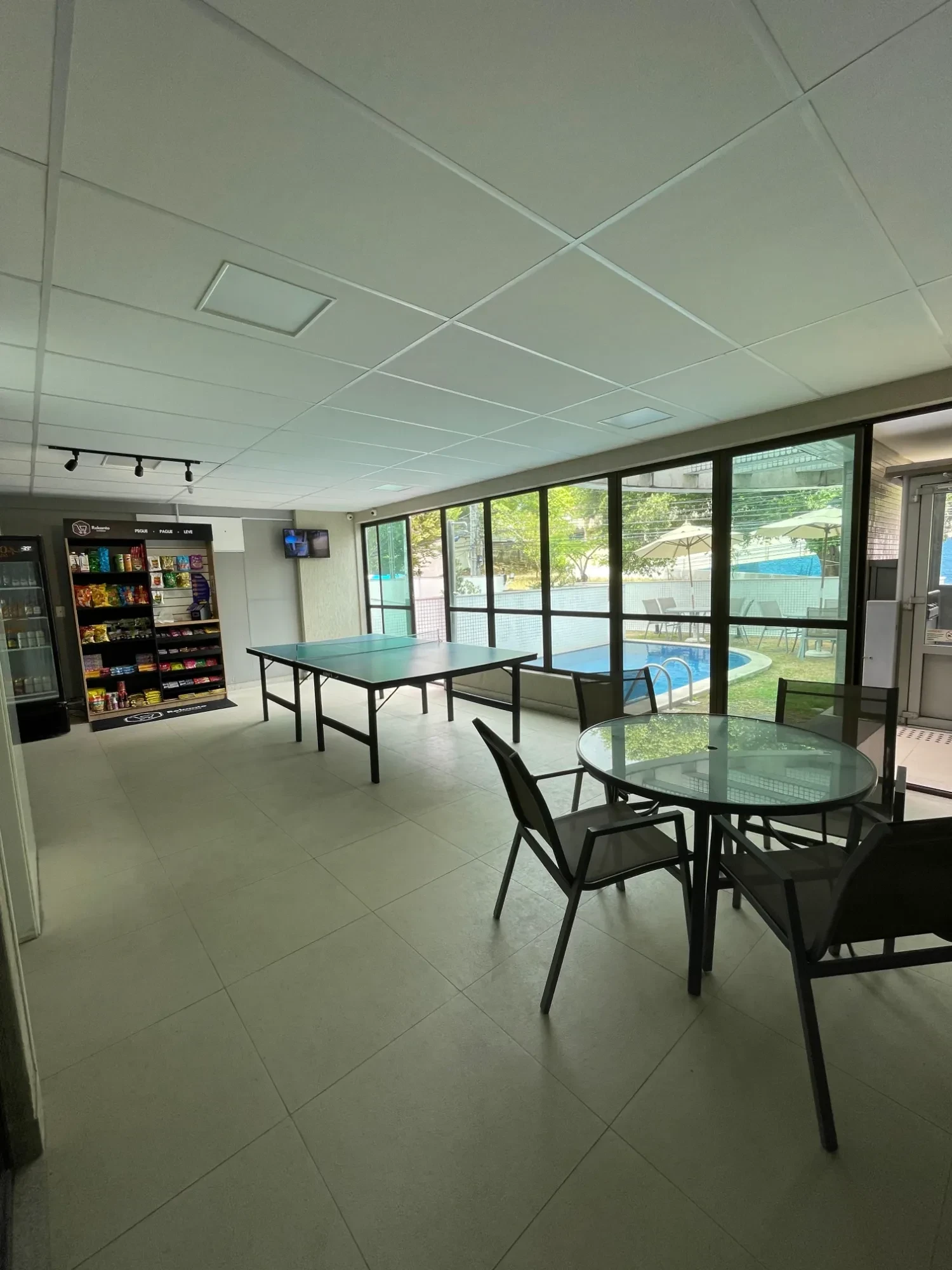 Imagem Apartamento com 2 Quartos para Alugar, 50 m² em Casa Amarela - Recife