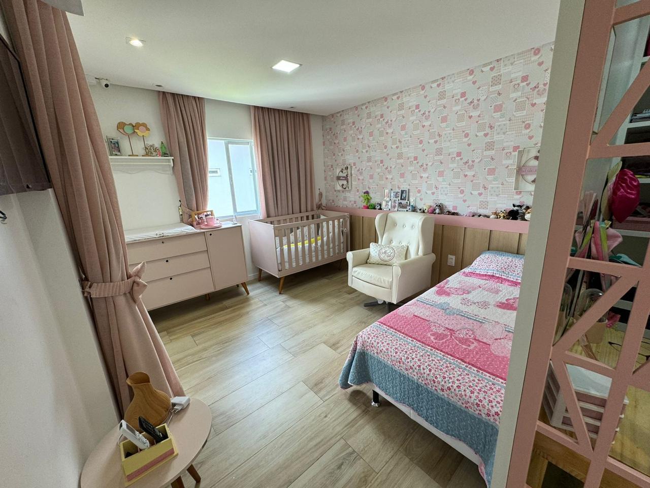 Foto do imóvel: Casa com 4 Quartos à Venda, 384 m² em Várzea - Recife