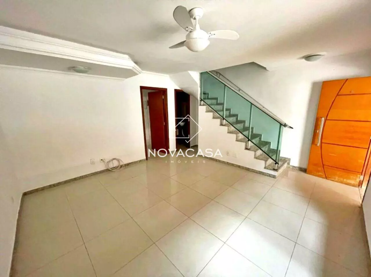 Imagem Casa com 3 Quartos à Venda, 85 m² em Heliópolis - Belo Horizonte