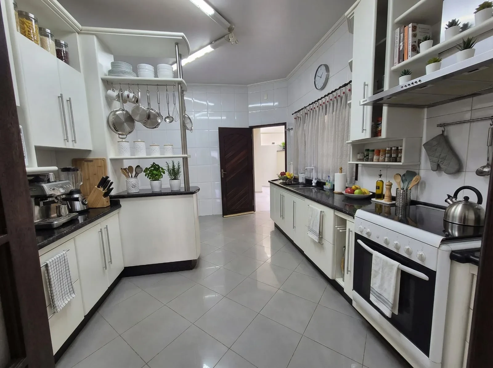 Imagem Sobrado com 3 Quartos à Venda, 303 m² em Chácara Seis de Outubro - São Paulo