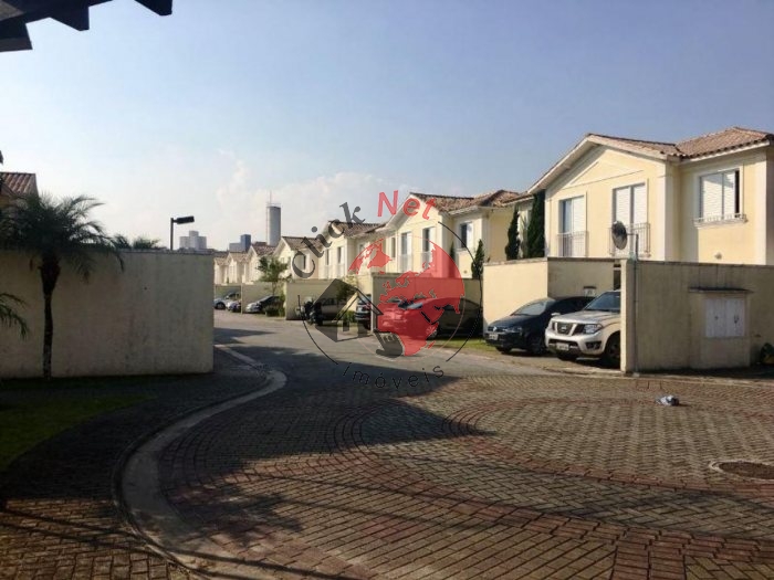 Casa de Condomínio com 3 Quartos à Venda, 230 m²em Jordanópolis - São Bernardo do Campo