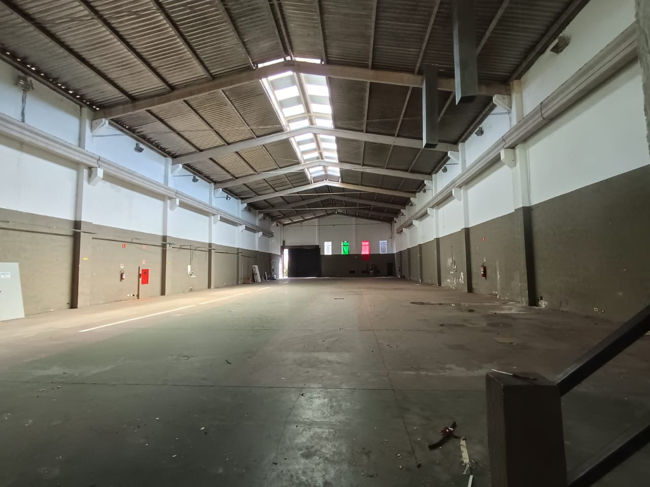 Foto do imóvel: Galpão à Venda, 1.655 m² em Atibaia Jardim - Atibaia