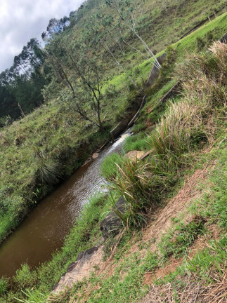 Terreno à Venda, 1.000 m² em Recanto das Águas - Igaratá