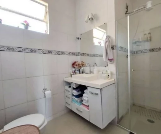 Imagem Casa com 4 Quartos à Venda, 298 m² em Lagoinha - Belo Horizonte
