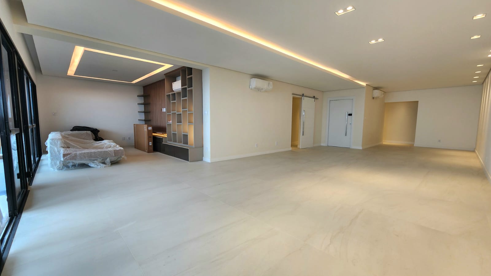 Imagem Apartamento com 4 Quartos à Venda, 251 m²em Pompéia - Santos