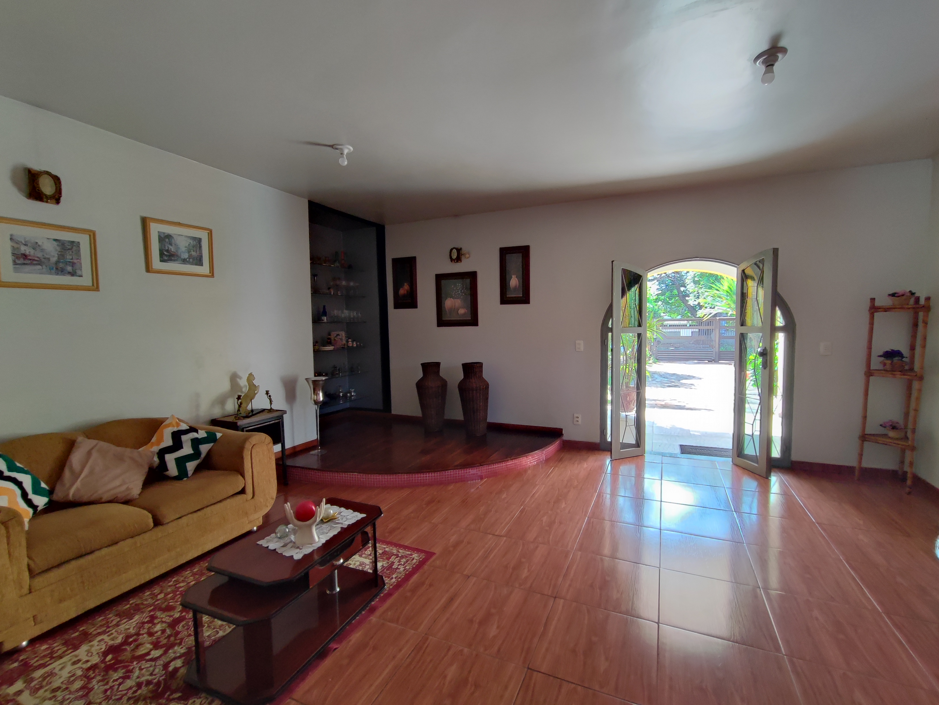 Imagem Casa com 2 Quartos à Venda, 222 m² em Vila Taveirópolis - Campo Grande