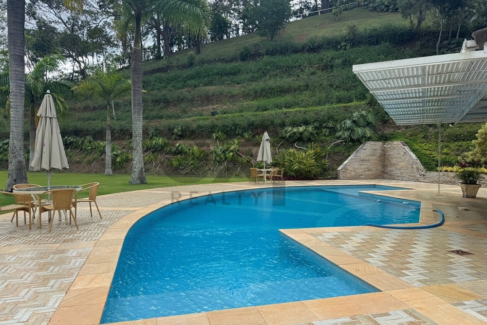 Imagem Casa de Condomínio com 6 Quartos à Venda, 714 m² em Itaipava - Petrópolis