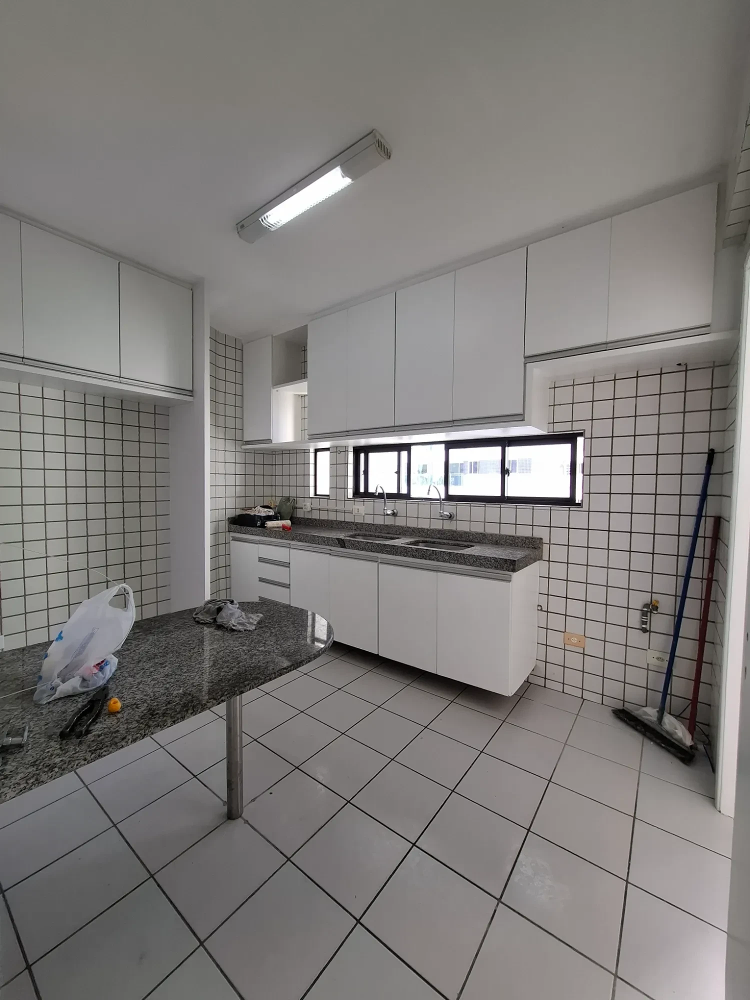 Imagem Apartamento com 3 Quartos para Alugar, 110 m² em Boa Viagem - Recife