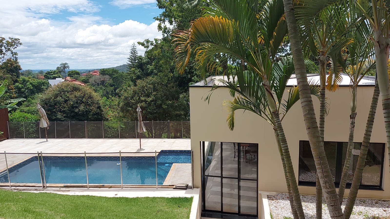 Foto do imóvel: Chácara com 3 Quartos à Venda, 186 m²em Colinas do Castelo - Jaguariúna