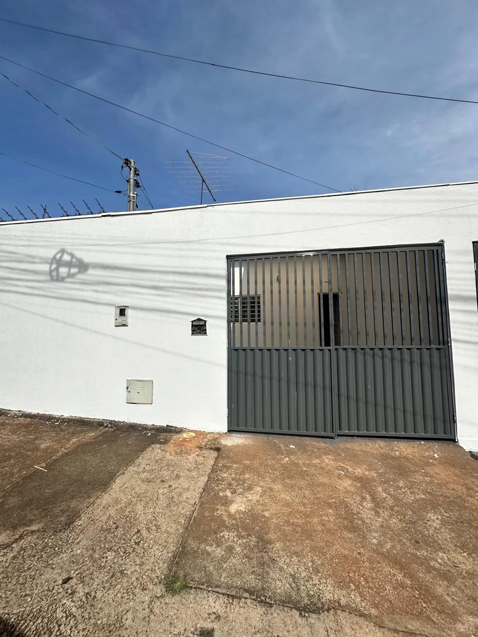 Imagem Casa com 2 Quartos à Venda, 75 m² em Residencial Recanto do Bosque - Goiânia Imagem Casa com 2 Quartos à Venda, 75 m² em Residencial Recanto do Bosque - Goiânia