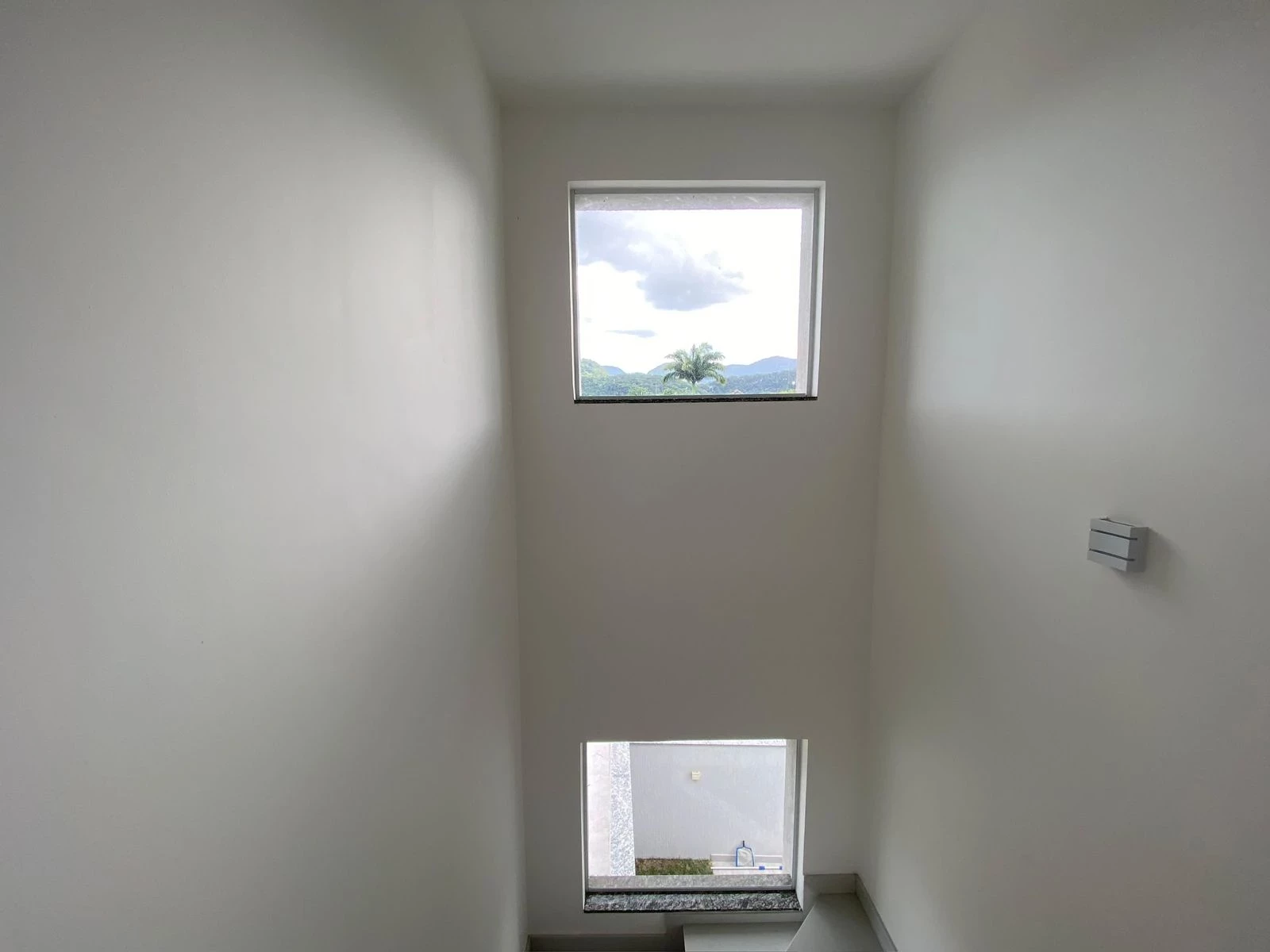 Foto do imóvel: Casa de Condomínio com 4 Quartos à Venda ou Locação, 20 m² em Vargem Pequena - Rio de Janeiro