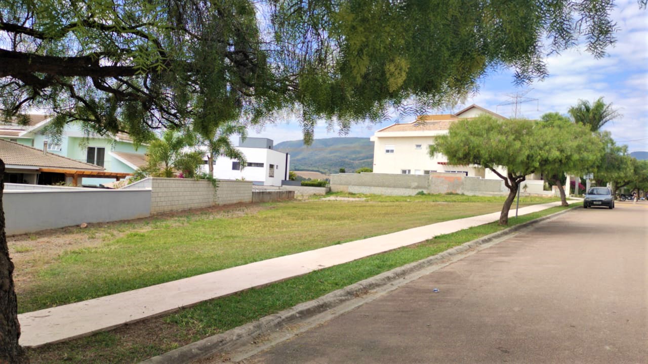 Terreno em Condomínio à Venda, 900 m² em Condomínio Reserva da Serra - Jundiaí