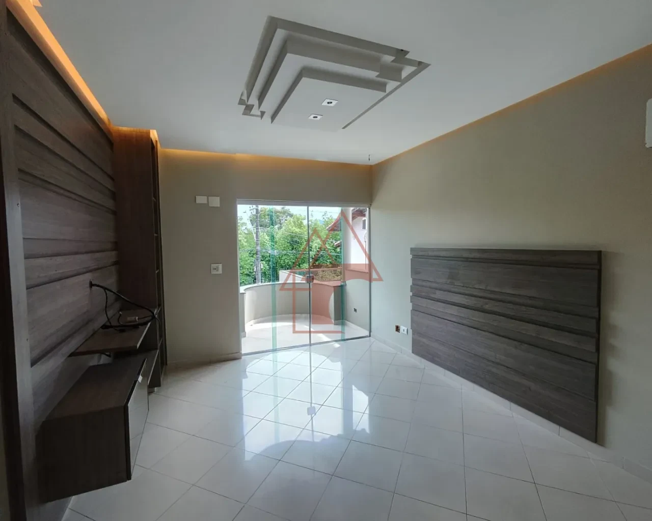 Imagem Sobrado com 3 Quartos à Venda, 247 m² em Parque São Luis - Cubatão