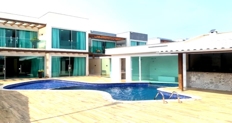 Casa de Condomínio com 5 Quartos à Venda, 372 m² em Ogiva - Cabo Frio