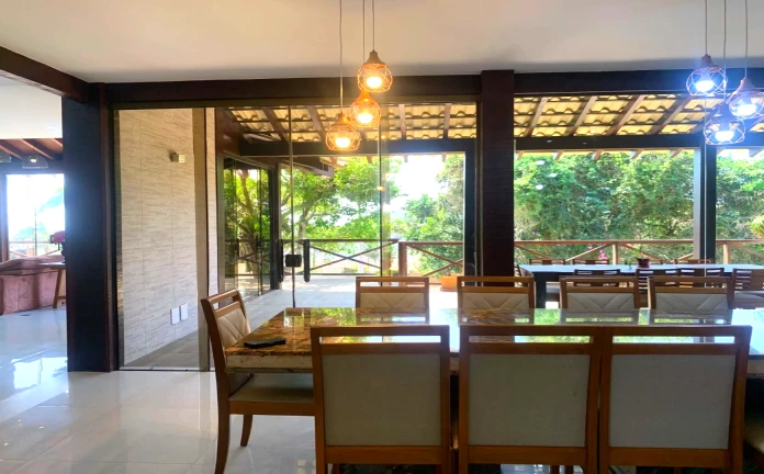 Imagem Casa com 5 Quartos à Venda, 410 m² em Vila Verde - Armação dos Búzios