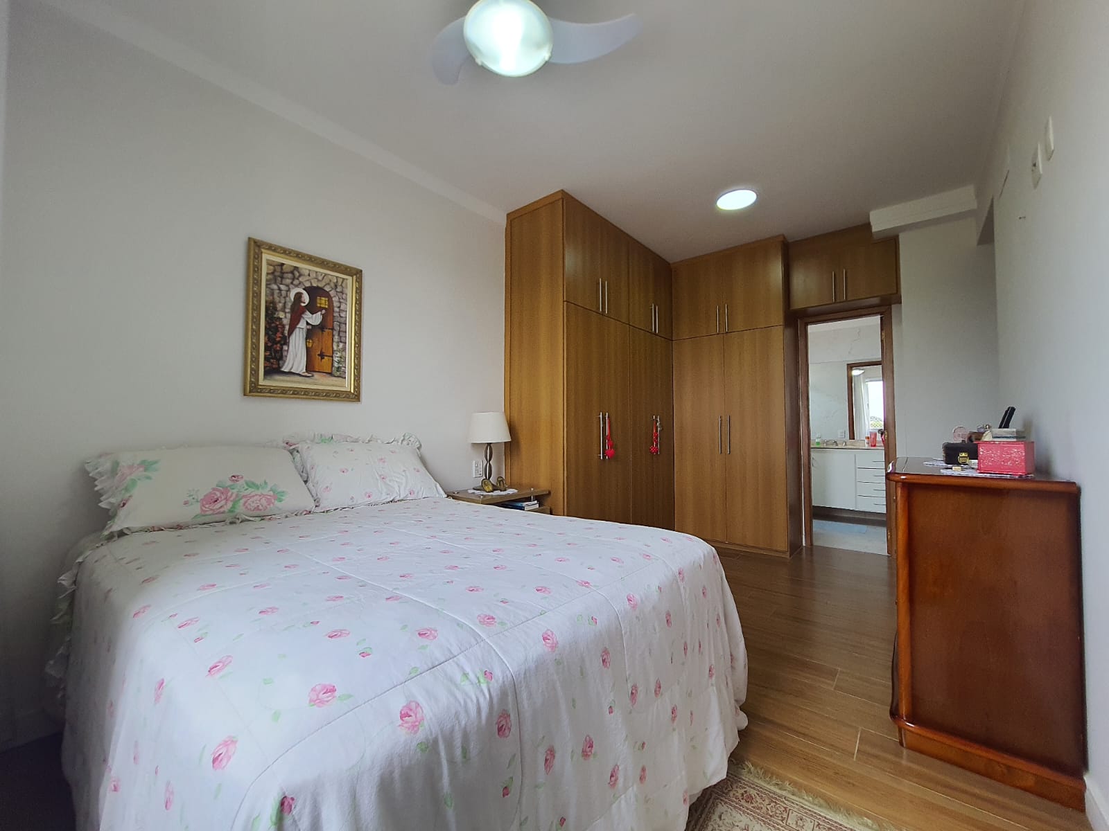 Imagem Apartamento com 4 Quartos à Venda, 130 m²em Vila Nossa Senhora Aparecida - Indaiatuba