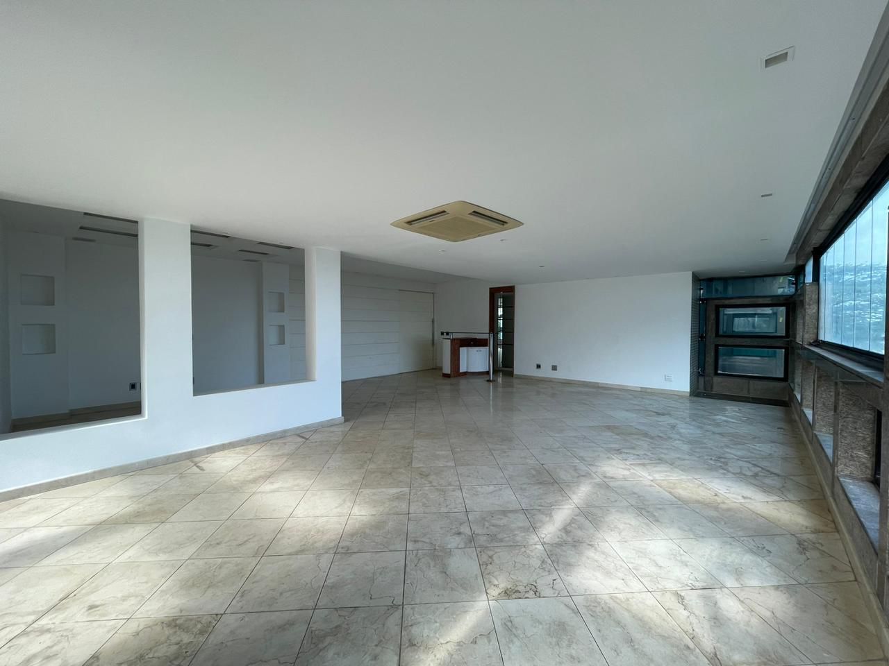 Imagem Apartamento com 3 Quartos à Venda, 220 m²em Barra da Tijuca - Rio de Janeiro