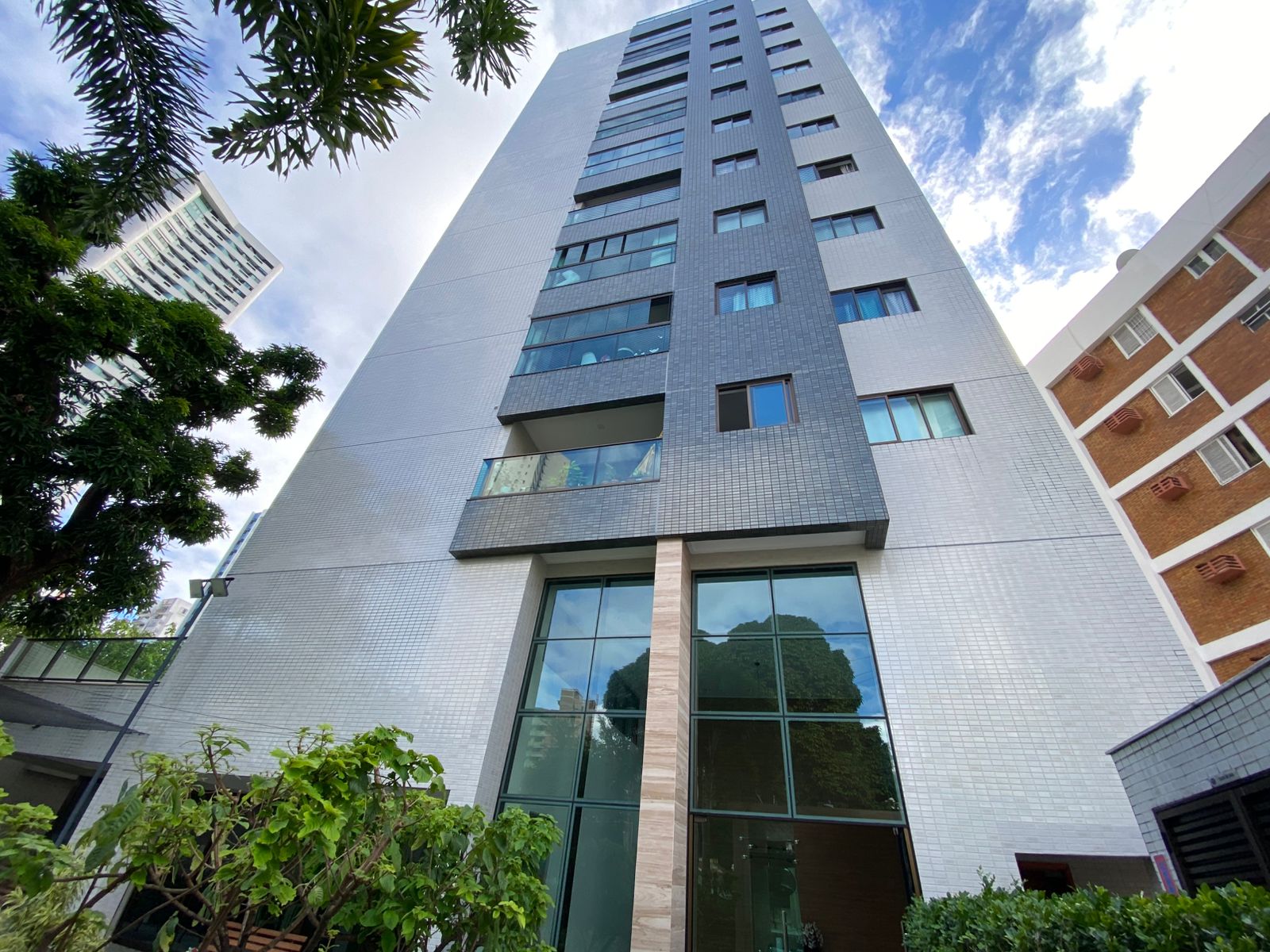 Imagem Apartamento com 3 Quartos para Alugar, 72 m² em Graças - Recife