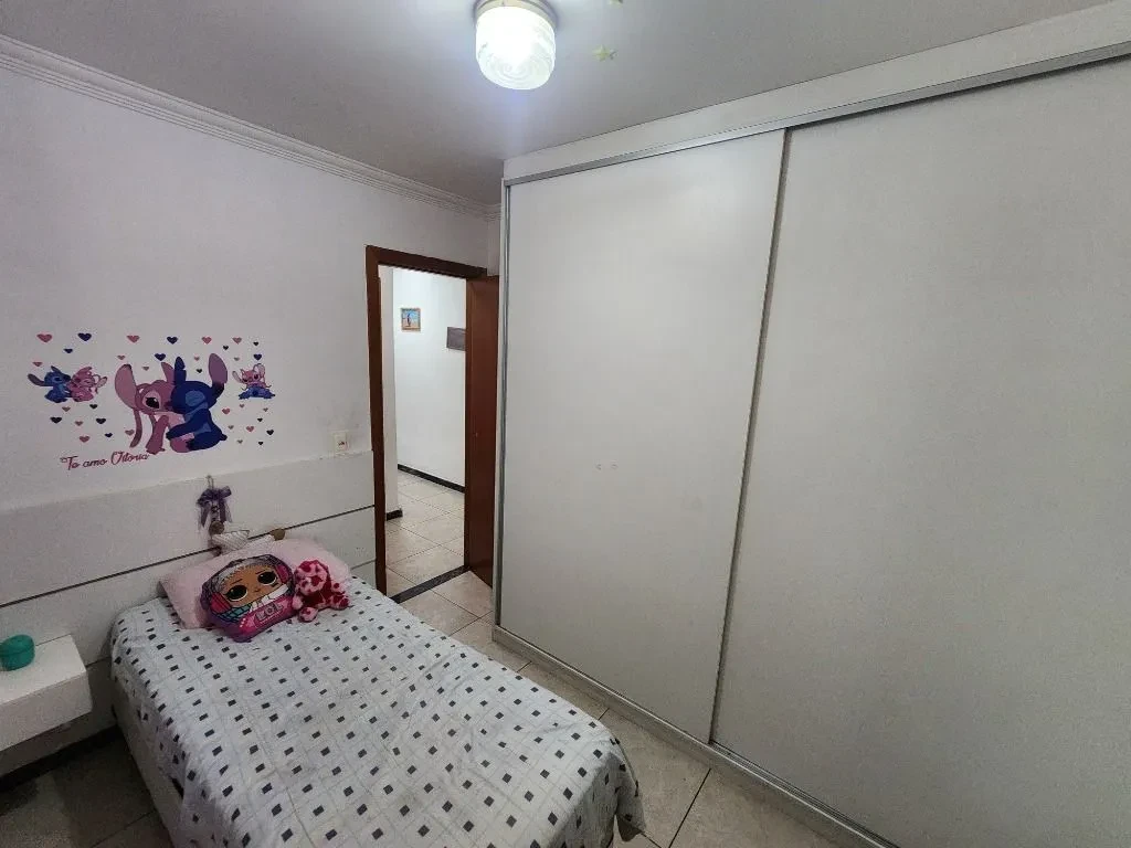 Imagem Casa com 3 Quartos à Venda, 137 m² em Planalto - Belo Horizonte