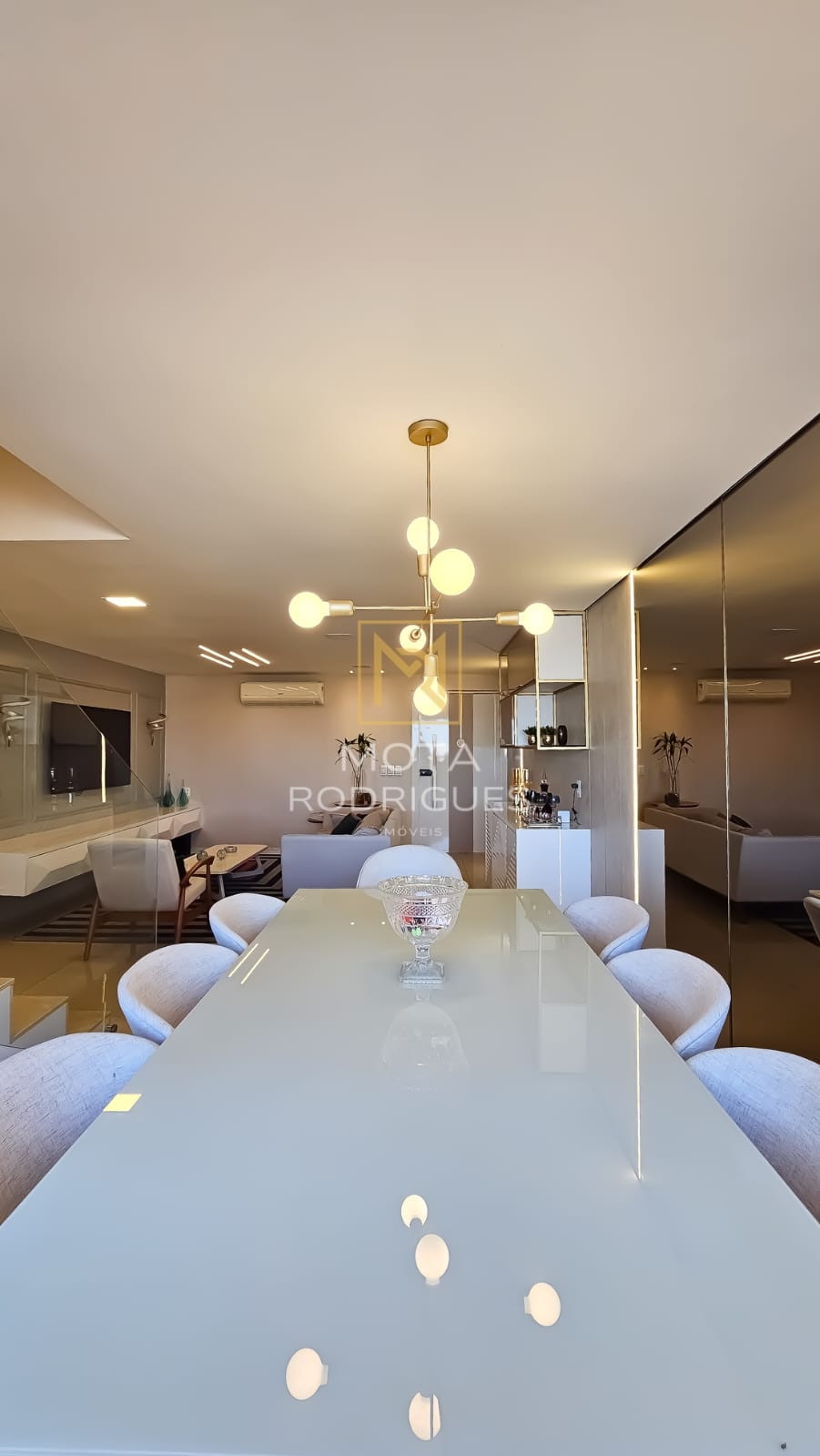 Foto do imóvel: Apartamento com 3 Quartos à Venda, 220 m² em Dionisio Torres - Fortaleza