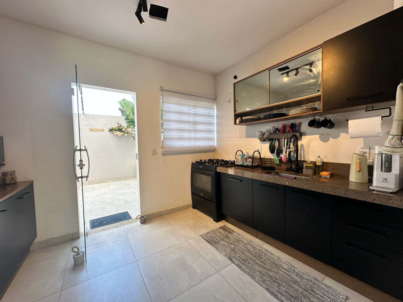Imagem Casa com 4 Quartos à Venda ou Locação, 999 m² em Novo Horizonte - Macaé