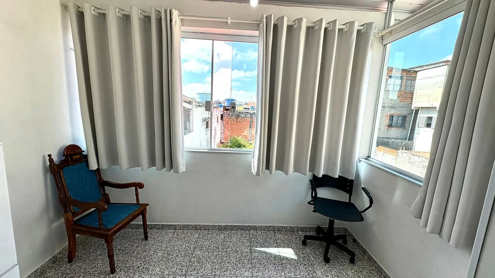 Imagem Sobrado com 3 Quartos à Venda, 100 m² em Jardim Danfer - São Paulo