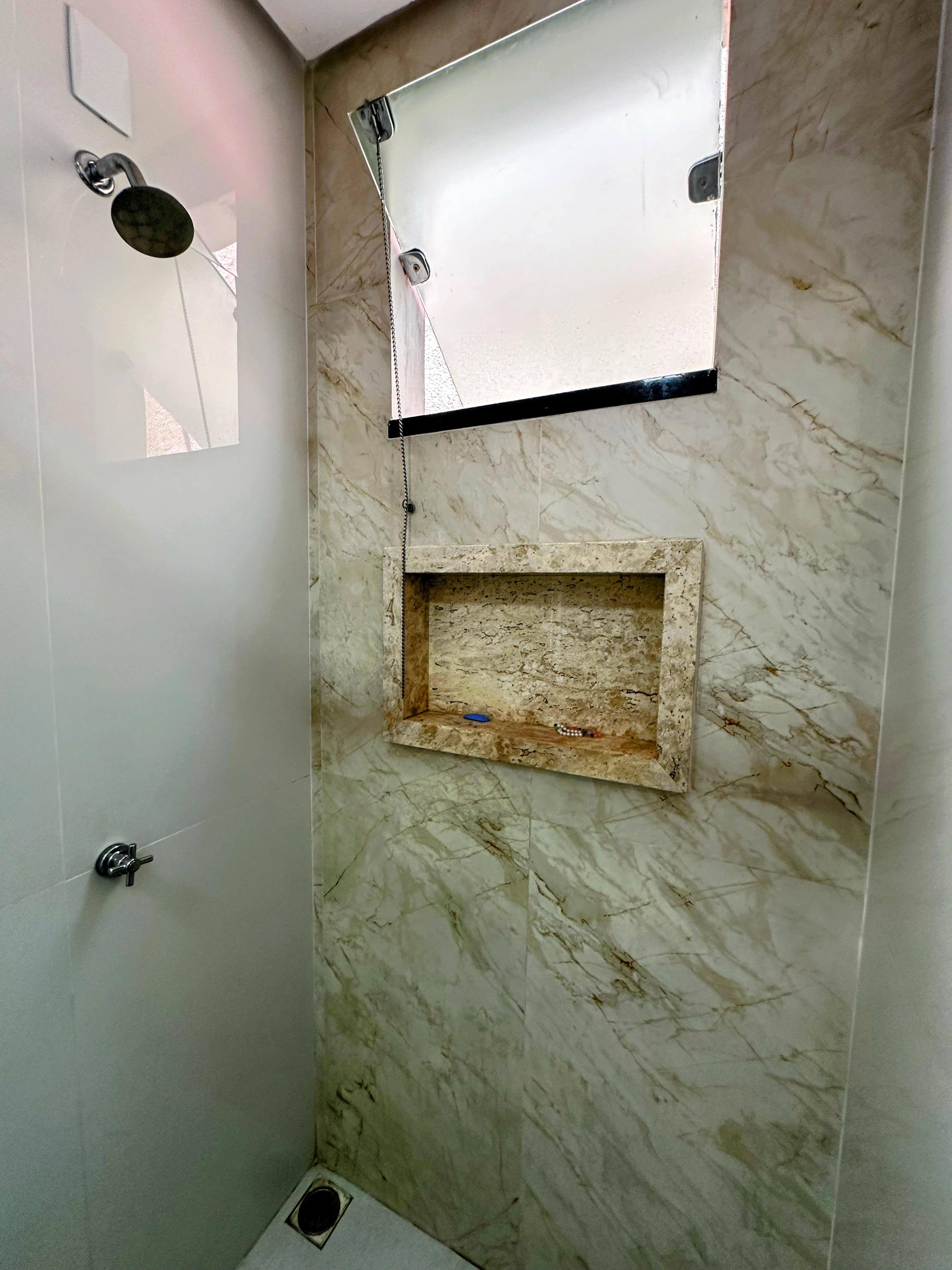 Imagem Casa com 3 Quartos à Venda, 189 m²em Dom Pedro I - Manaus