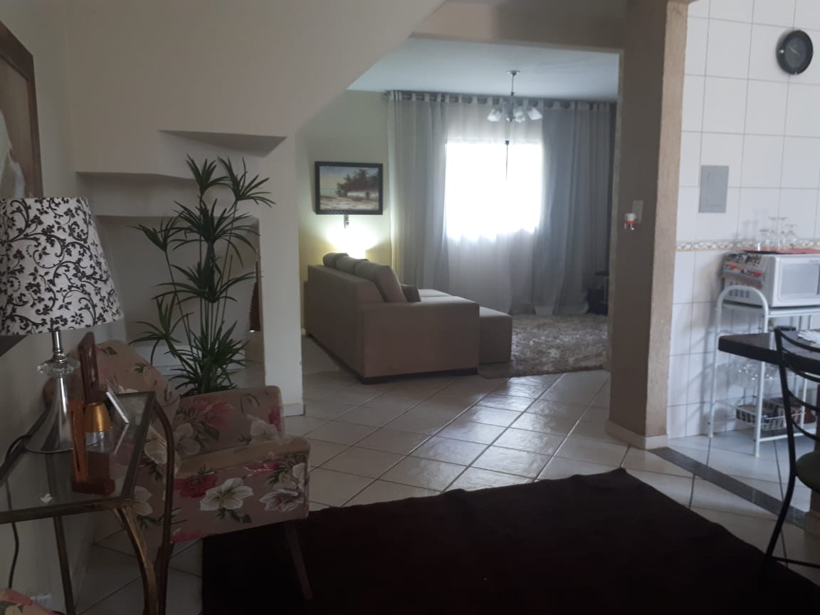 Imagem Casa de Condomínio com 3 Quartos à Venda, 128 m² em Vila Monticelli - Goiânia