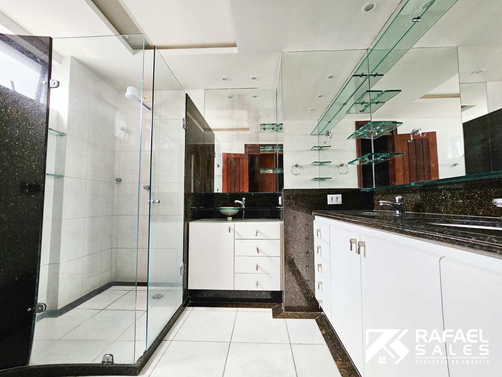 Imagem Edifício Residencial com 3 Quartos à Venda, 262 m²em Candelária - Natal