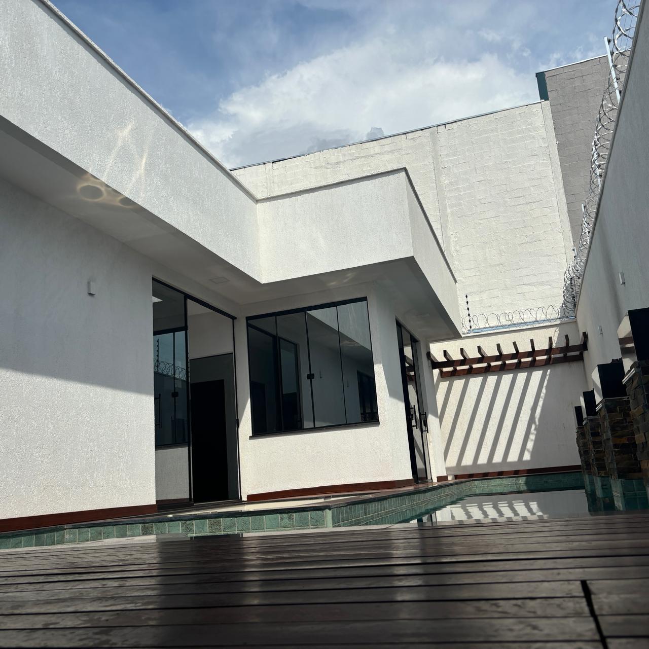 Foto do imóvel: Casa com 4 Quartos à Venda, 230 m² em Setor Faiçalville - Goiânia