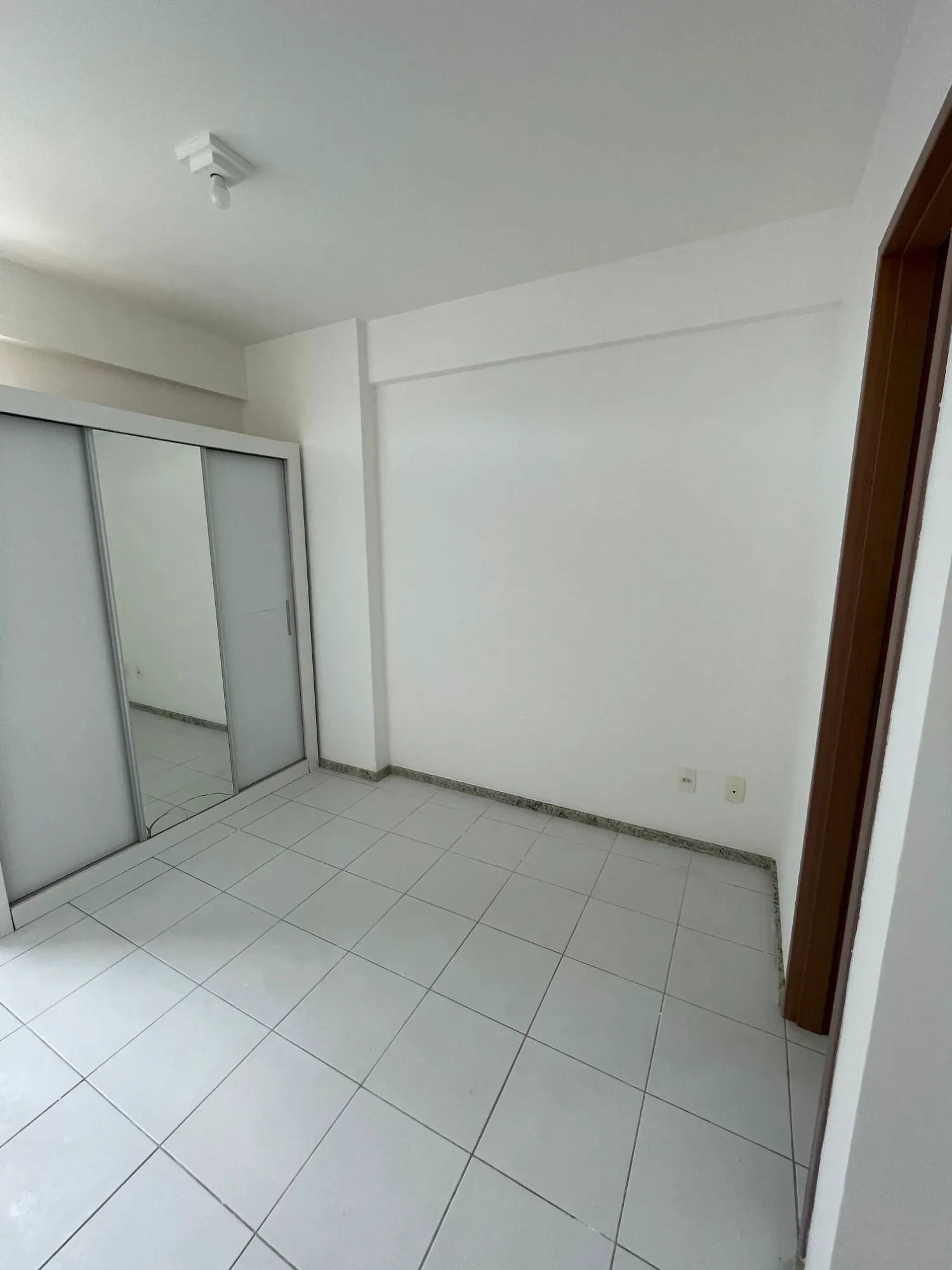 Imagem Apartamento com 2 Quartos para Alugar, 50 m² em Casa Amarela - Recife