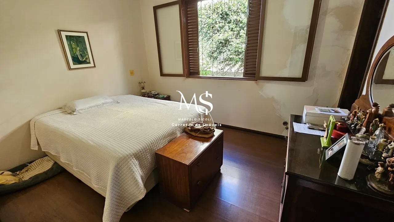 Imagem Casa com 4 Quartos à Venda, 776 metros em Setor de Habitações Individuais Sul - Brasília