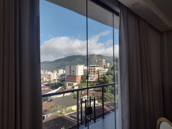 Imagem Casa com 5 Quartos à Venda, 350 m² em Centro - Poços de Caldas
