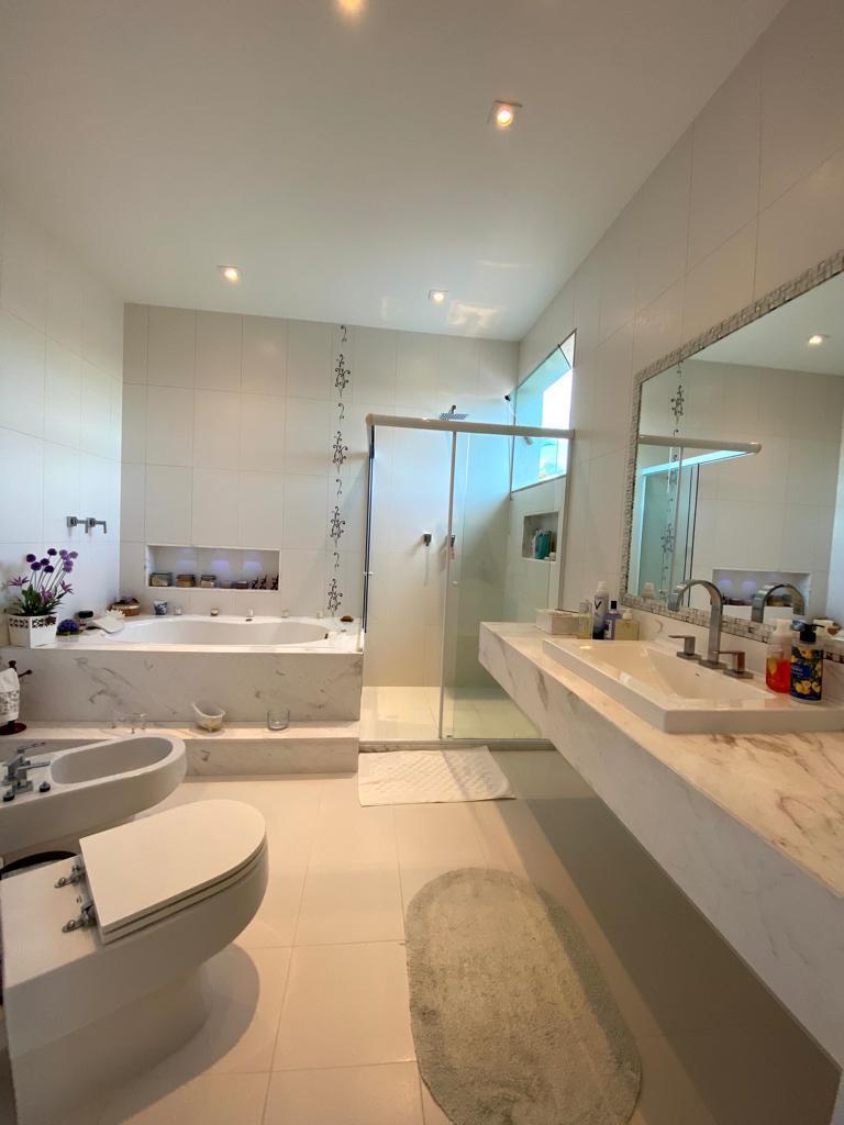 Foto do imóvel: Casa de Condomínio com 6 Quartos à Venda, 700 m² em Barra da Tijuca - Rio de Janeiro