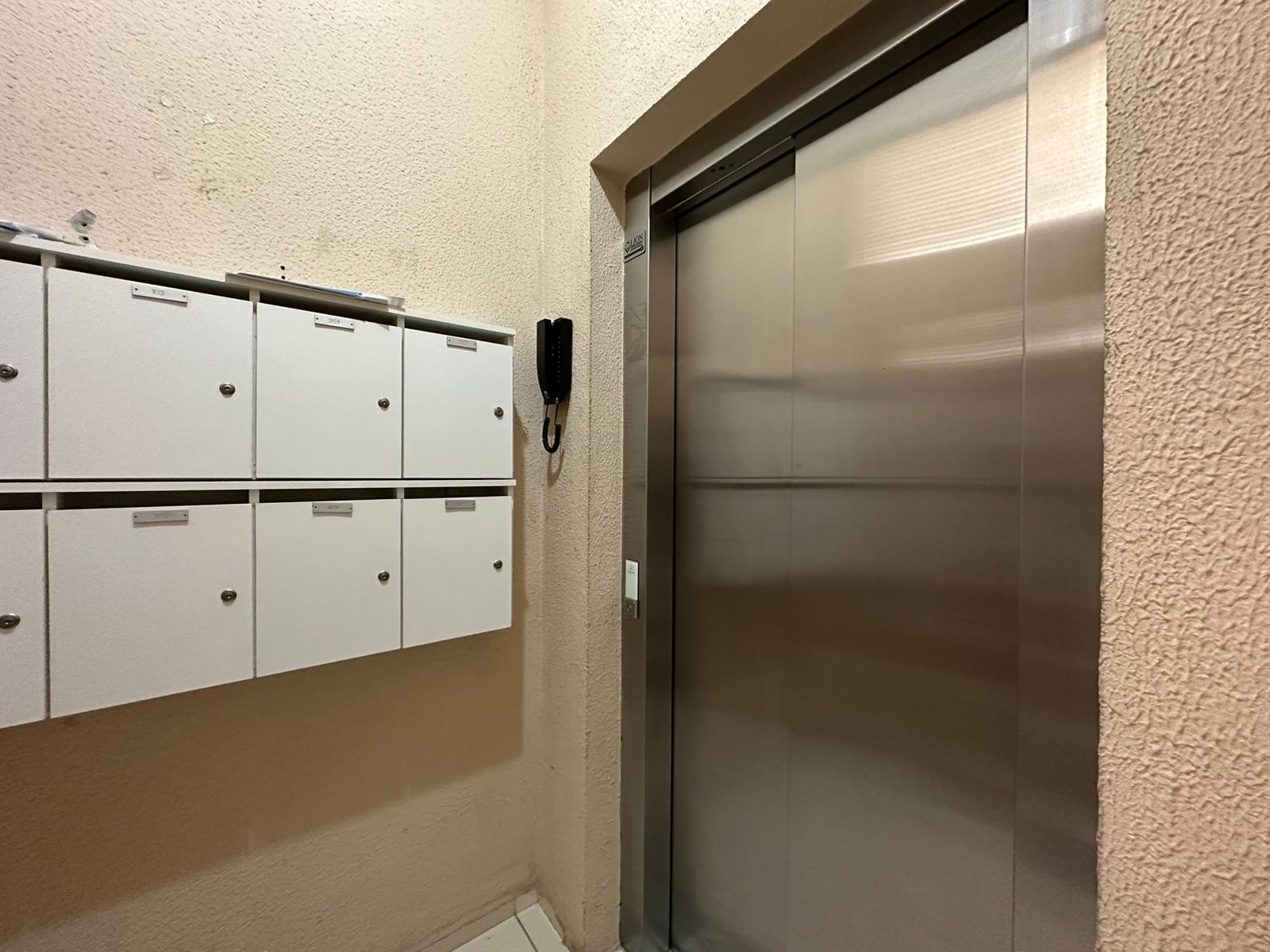 Imagem Apartamento com 2 Quartos à Venda, 60 m²em Meia Praia - Itapema