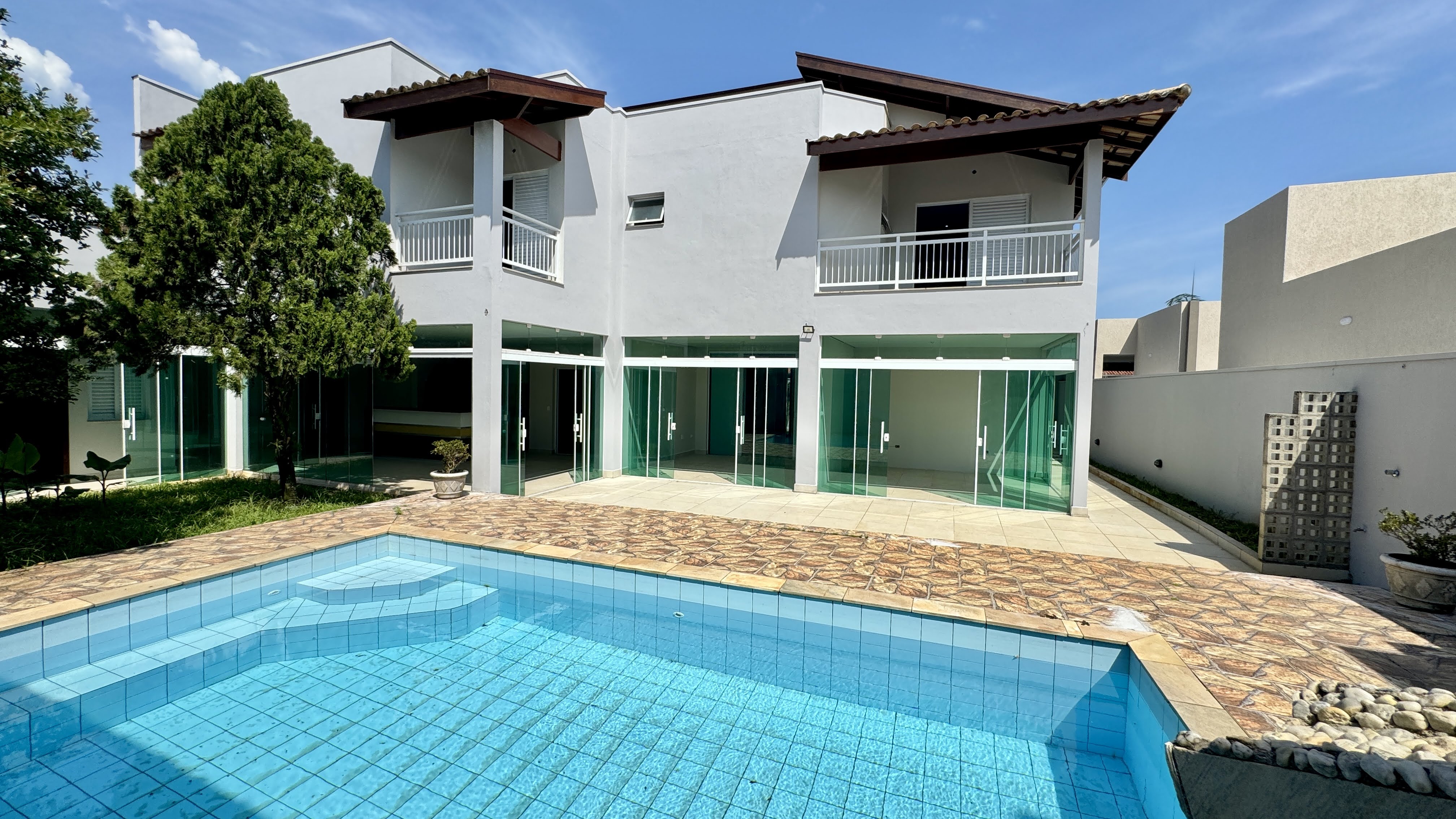 Imagem Sobrado com 8 Quartos à Venda, 152 m²em Cibratel - Itanhaém