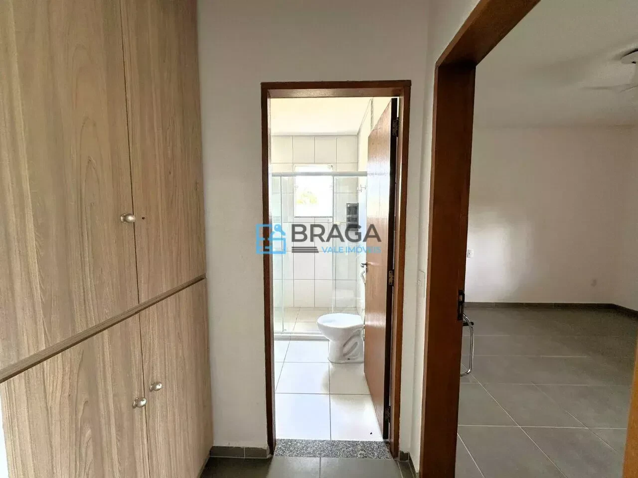 Imagem Casa com 3 Quartos à Venda, 269 metros em Jambeiro - Jambeiro