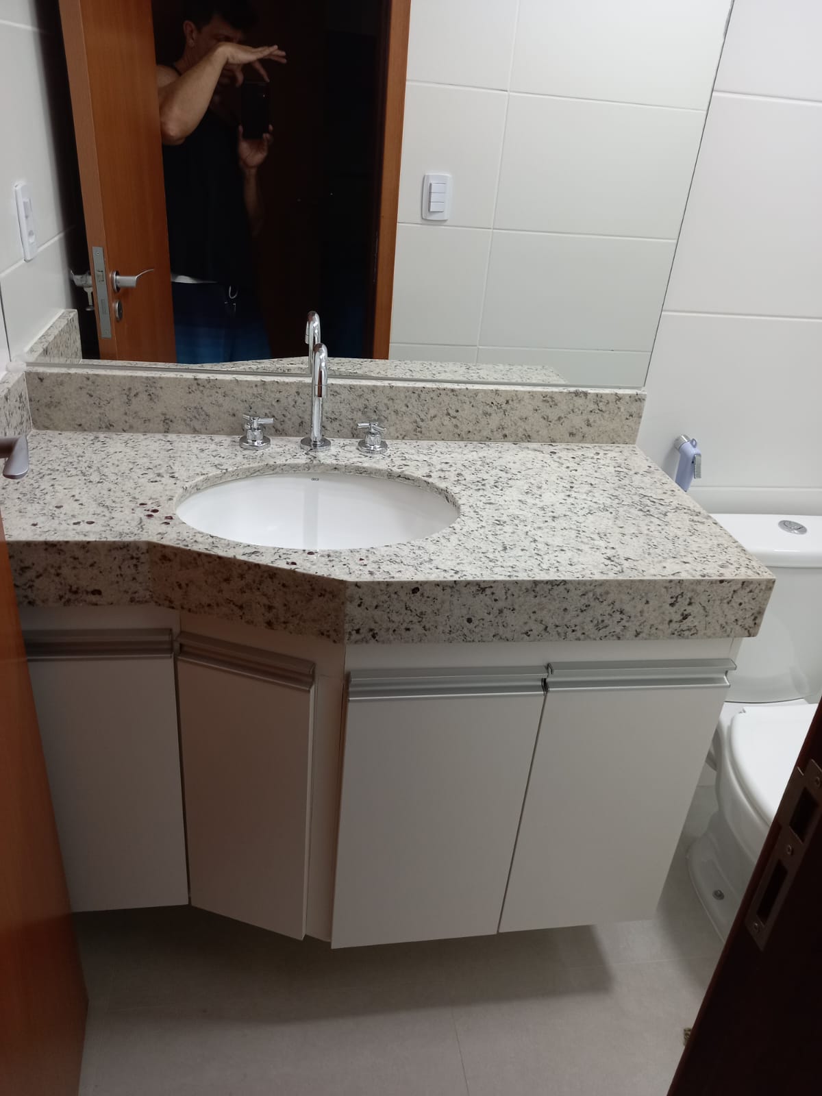 Imagem Casa com 3 Quartos à Venda, 110 m²em Piratininga - Niterói