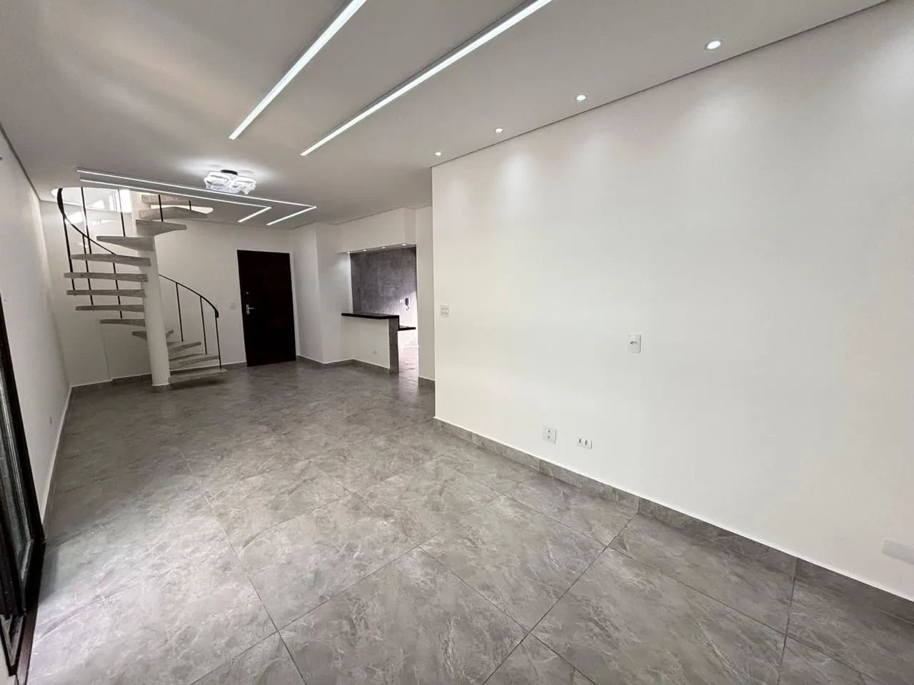 Foto do imóvel: Cobertura com 3 Quartos à Venda, 101 metro em Canto do Forte - Praia Grande