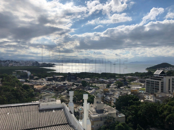 Imagem Cobertura com 3 Quartos à Venda, 149 m² em Itacorubi - Florianópolis