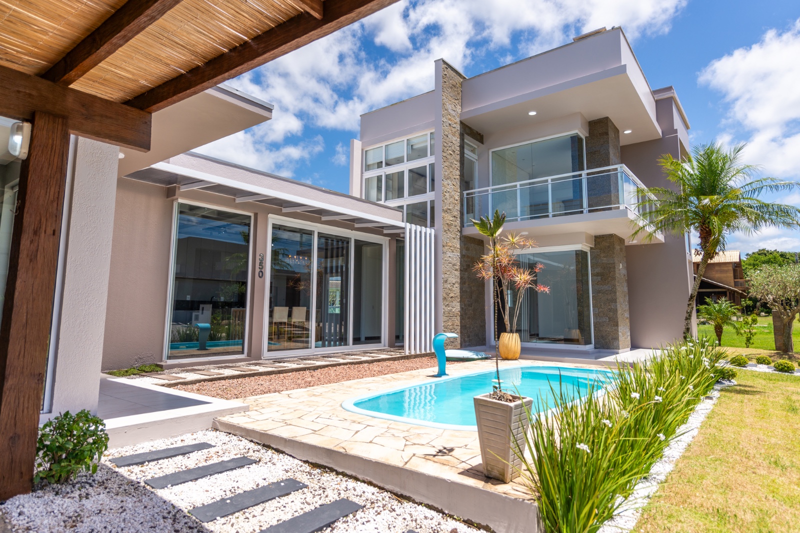 Imagem Casa de Condomínio com 4 Quartos à Venda, 214 m²em centro - Tramandaí