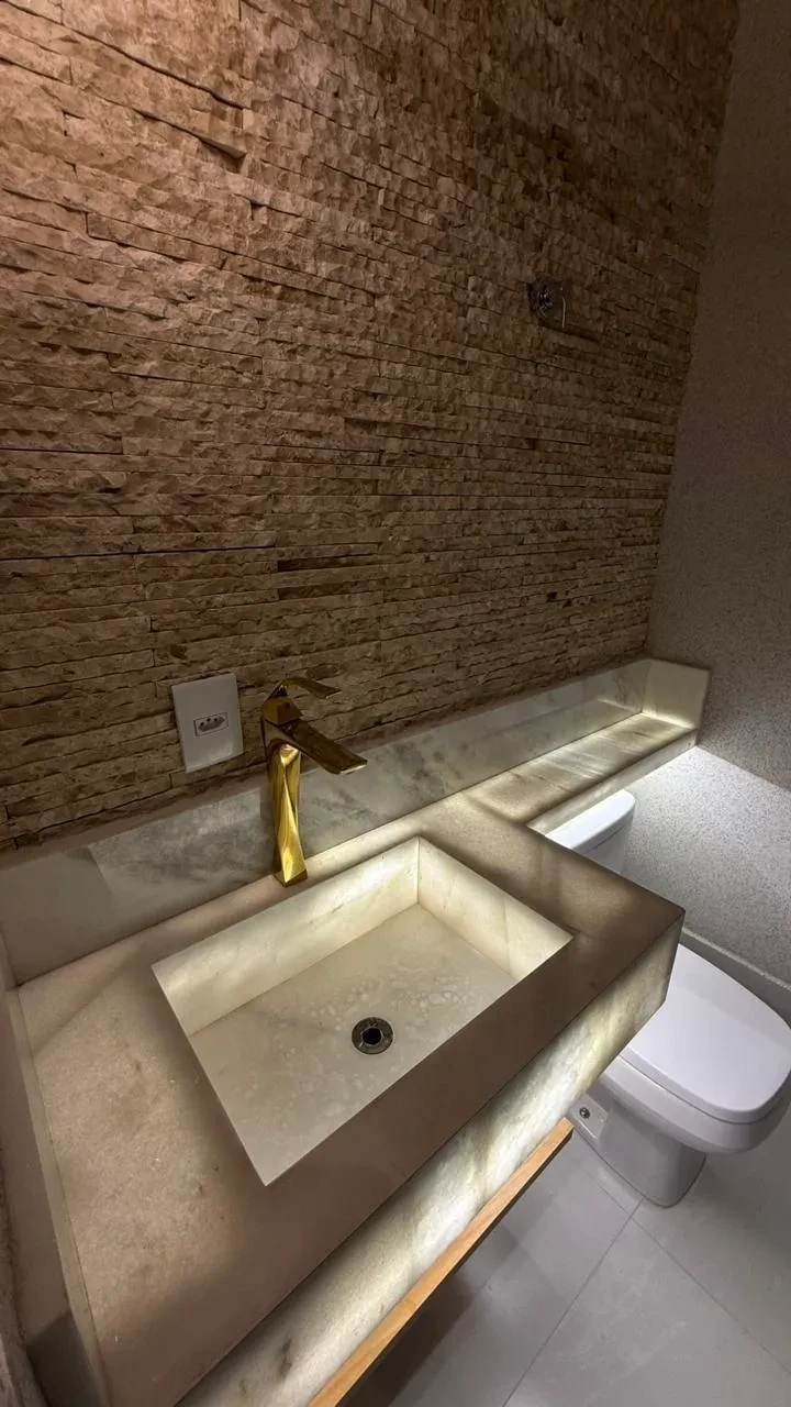 Imagem Casa com 4 Quartos à Venda, 223 metro em Moinho dos Ventos - Goiânia