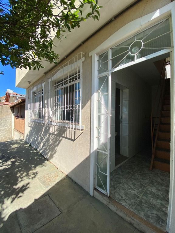 Foto do imóvel: Casa com 2 Quartos à Venda, 110 m² em Planalto - Belo Horizonte