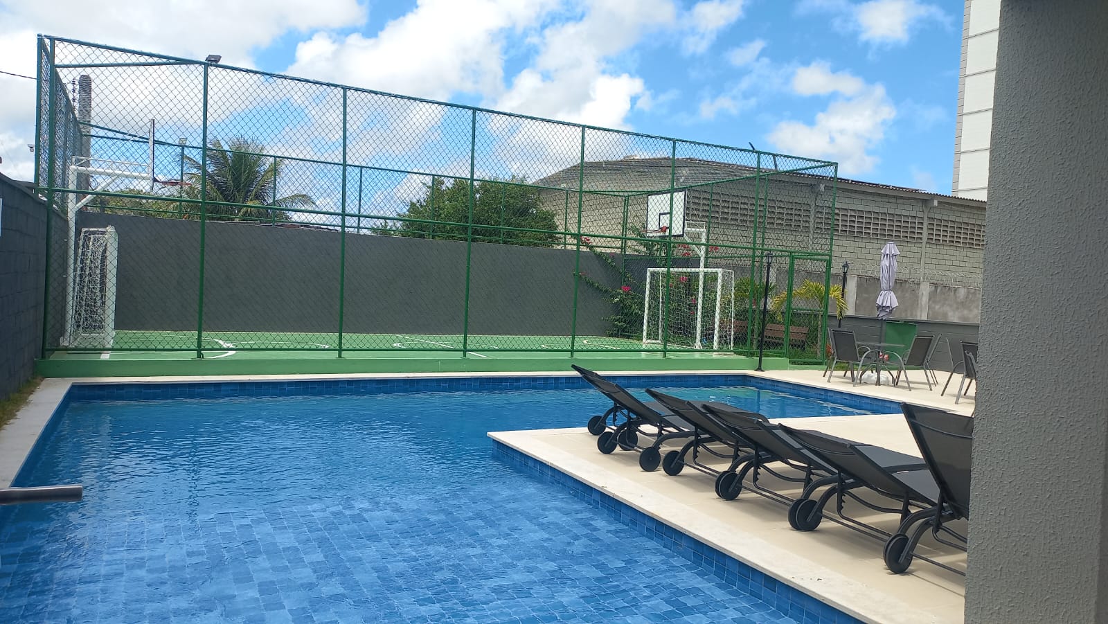 Imagem Apartamento com 2 Quartos à Venda, 40 m² em Recreio Ipitanga - Lauro de Freitas