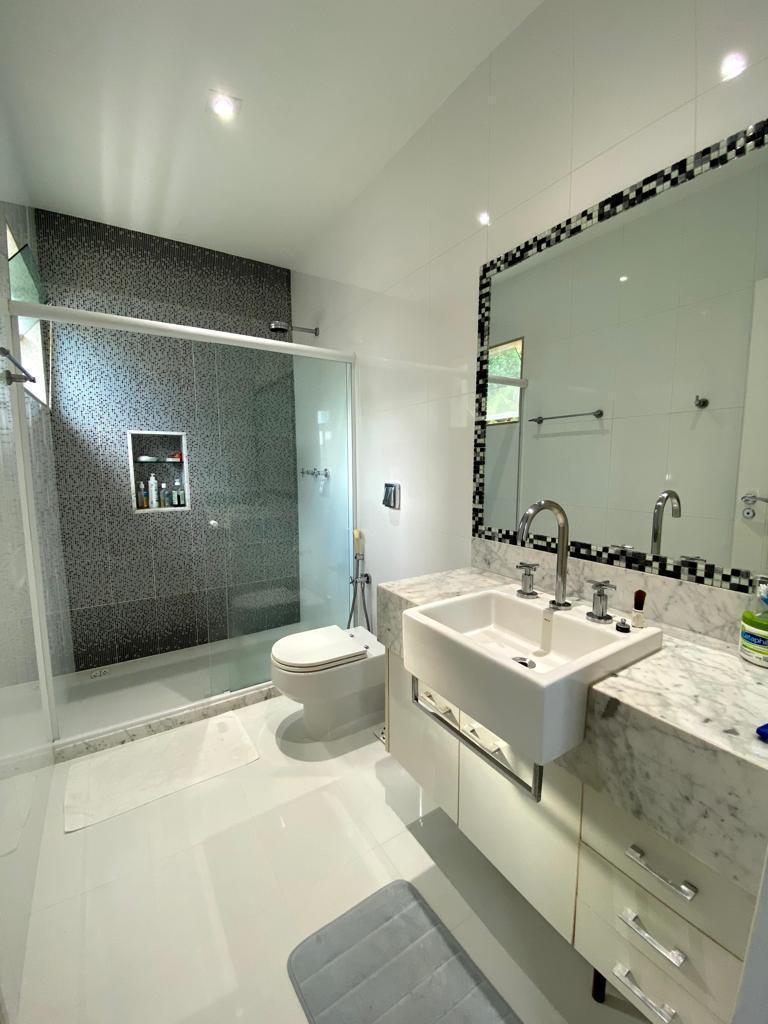 Foto do imóvel: Casa de Condomínio com 6 Quartos à Venda, 700 m² em Barra da Tijuca - Rio de Janeiro