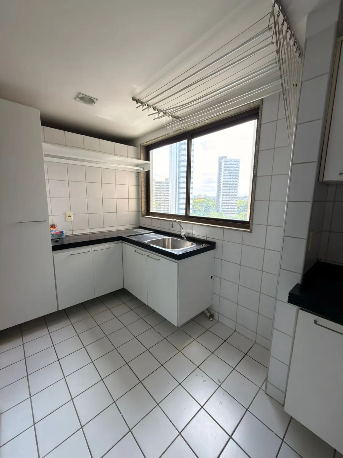 Imagem Apartamento com 3 Quartos à Venda, 126 m² em Encruzilhada - Recife