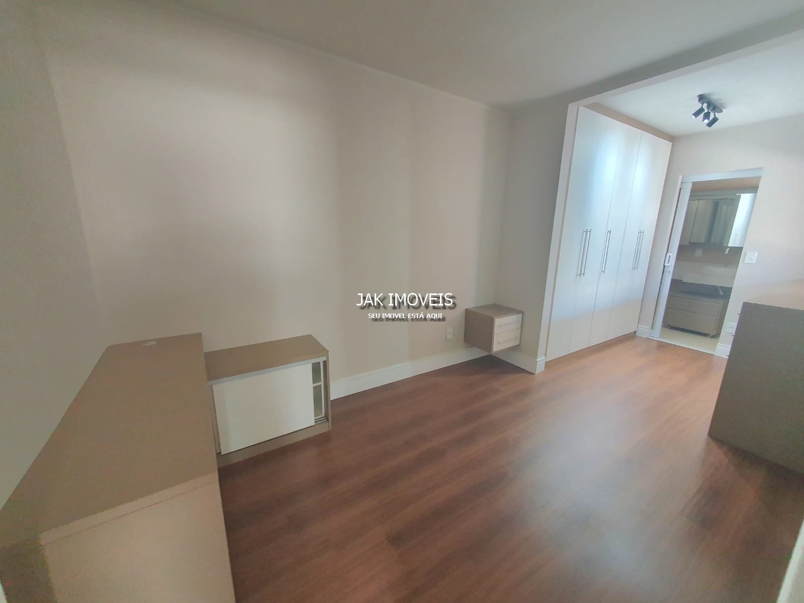 Imagem Casa com 3 Quartos à Venda, 123 m²em Jardim dos Colibris - Indaiatuba