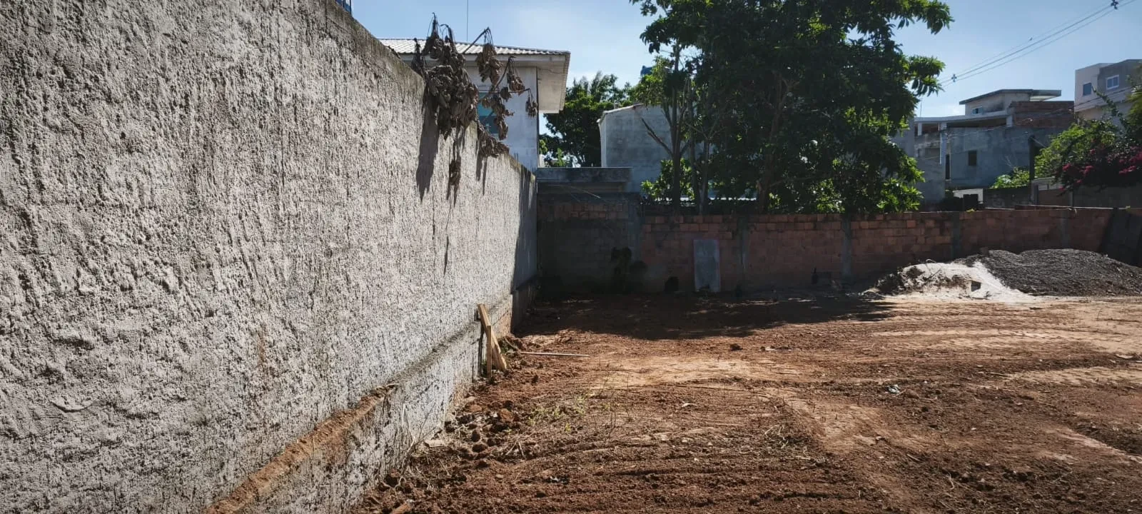 Imagem Terreno à Venda, 400 metros em Vila de Abrantes (Abrantes) - Camaçari