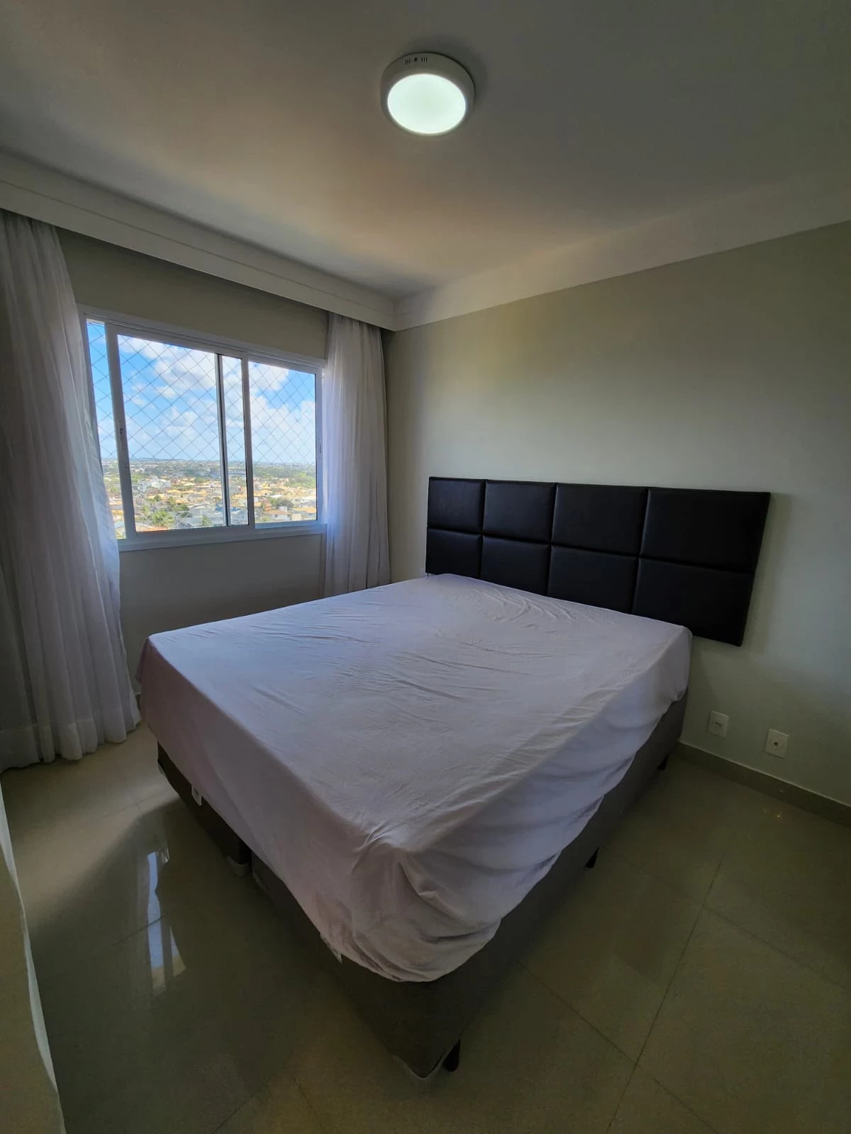 Imagem Apartamento com 2 Quartos à Venda ou Locação, 65 m² em Buraquinho - Lauro de Freitas