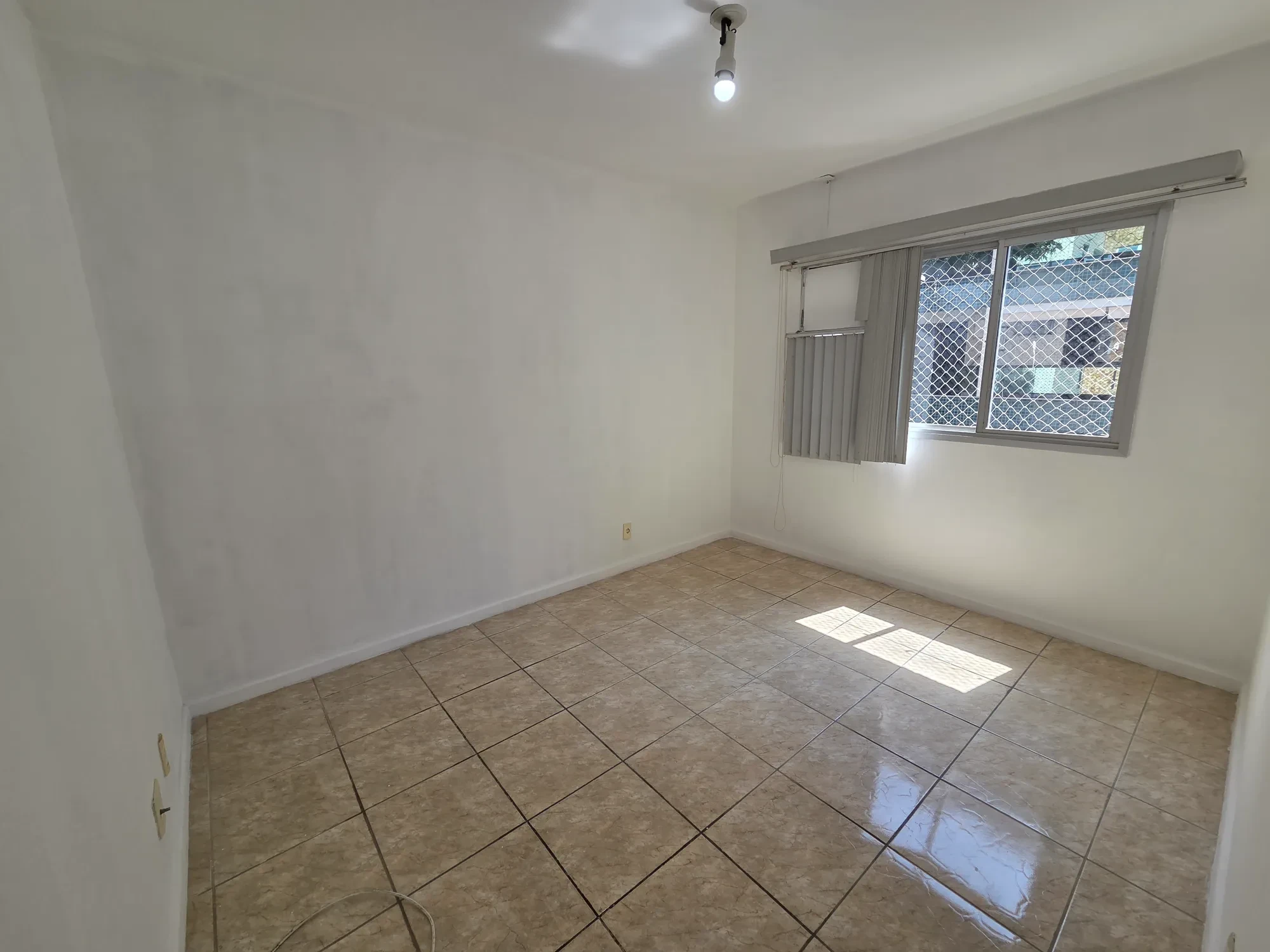 Imagem Apartamento com 2 Quartos à Venda, 69 metros em Freguesia (Jacarepaguá) - Rio de Janeiro